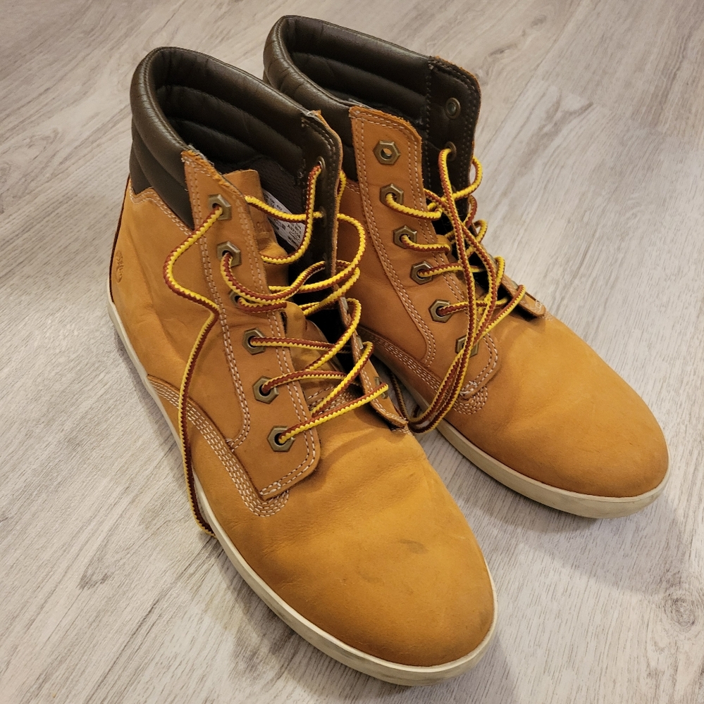 Timberland Dausette Sneaker Boots Wheat Nubuck Size 9.5 Women's
